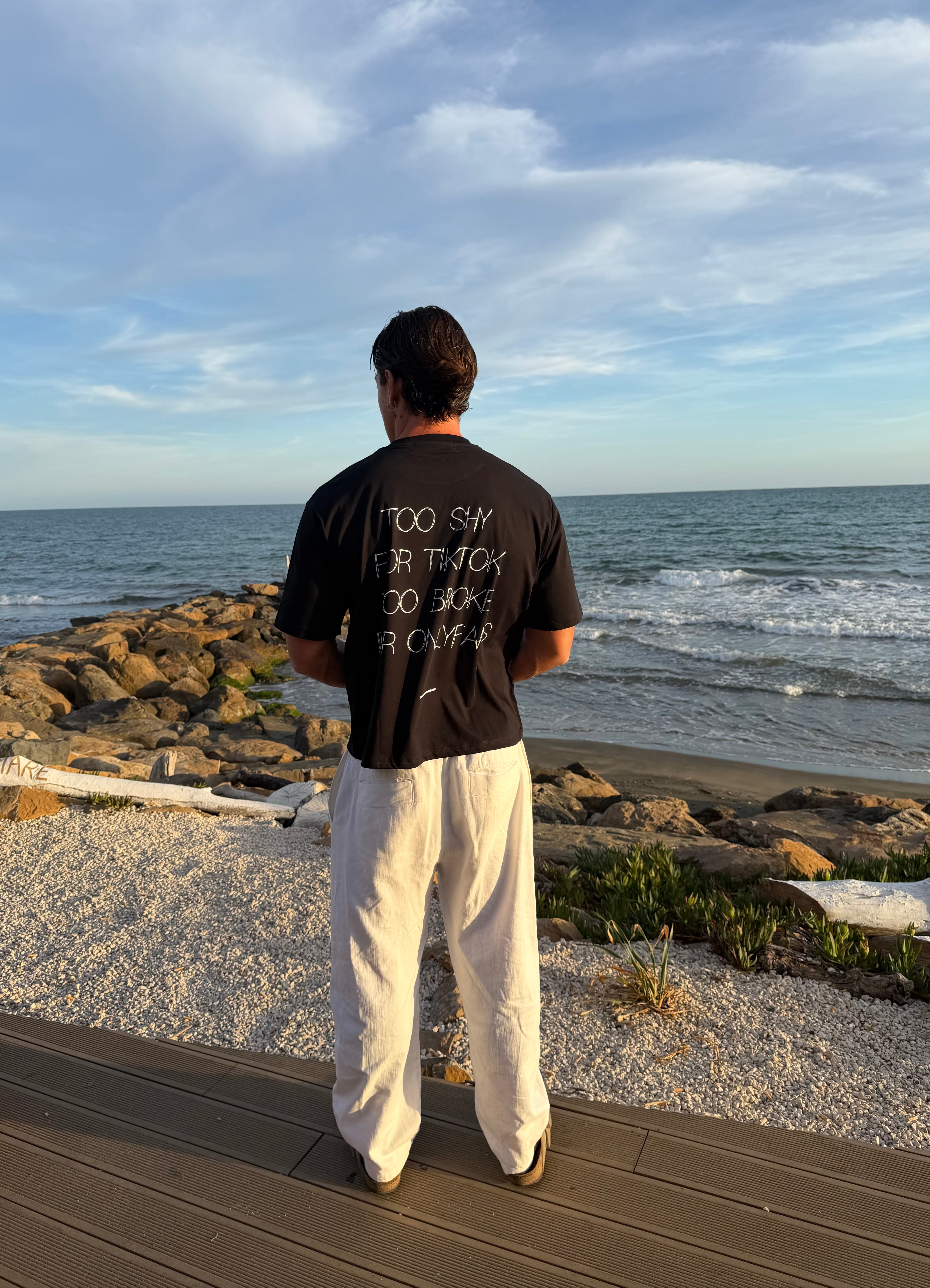 T-SHIRT CROPPED WORDLESS ONLYFANS