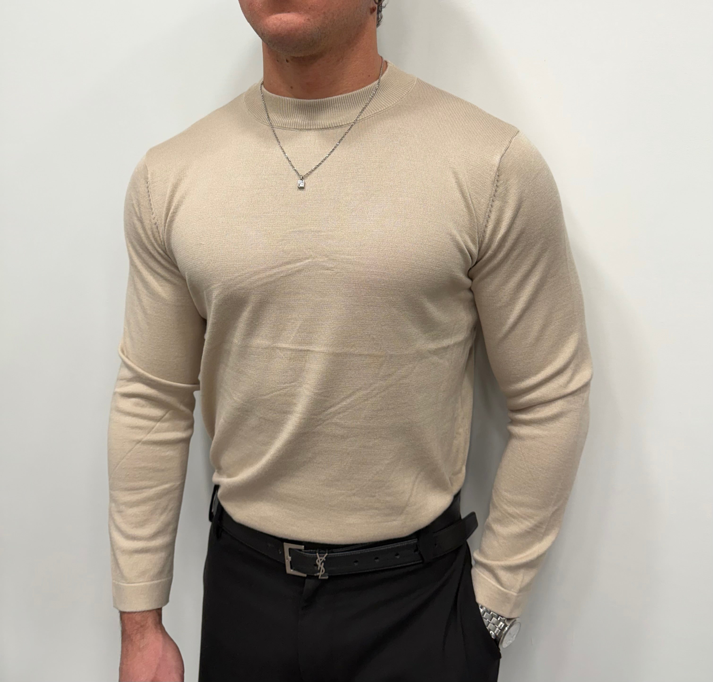 MAGLIA IN FILO GIROCOLLO
