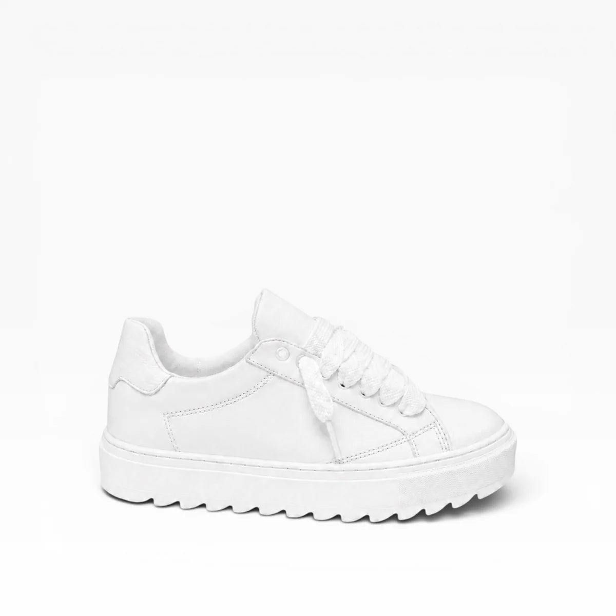 SNEAKERS SPACE