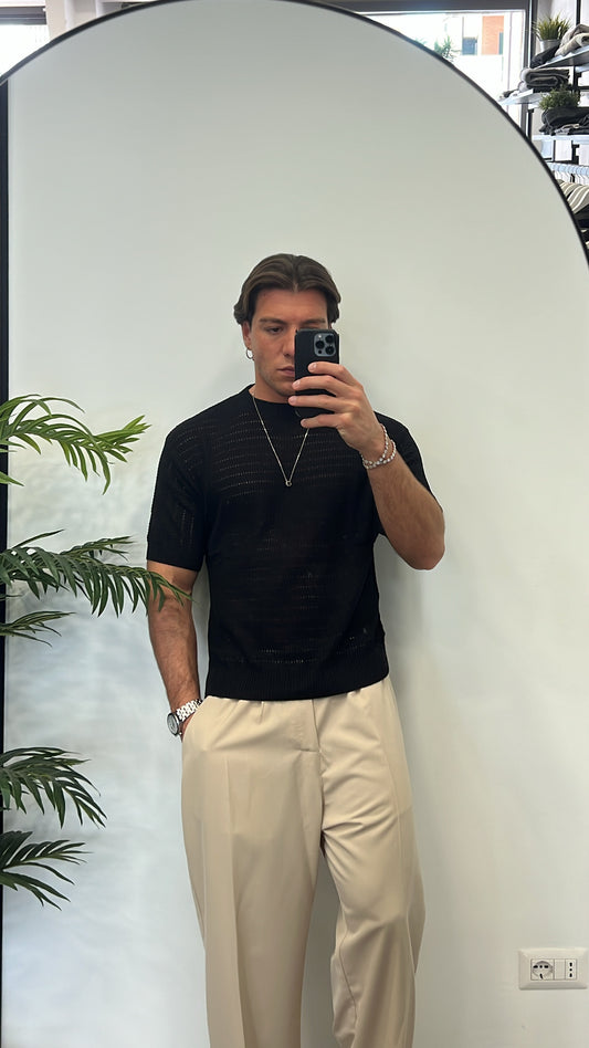 T-SHIRT TRAFORATA NERA