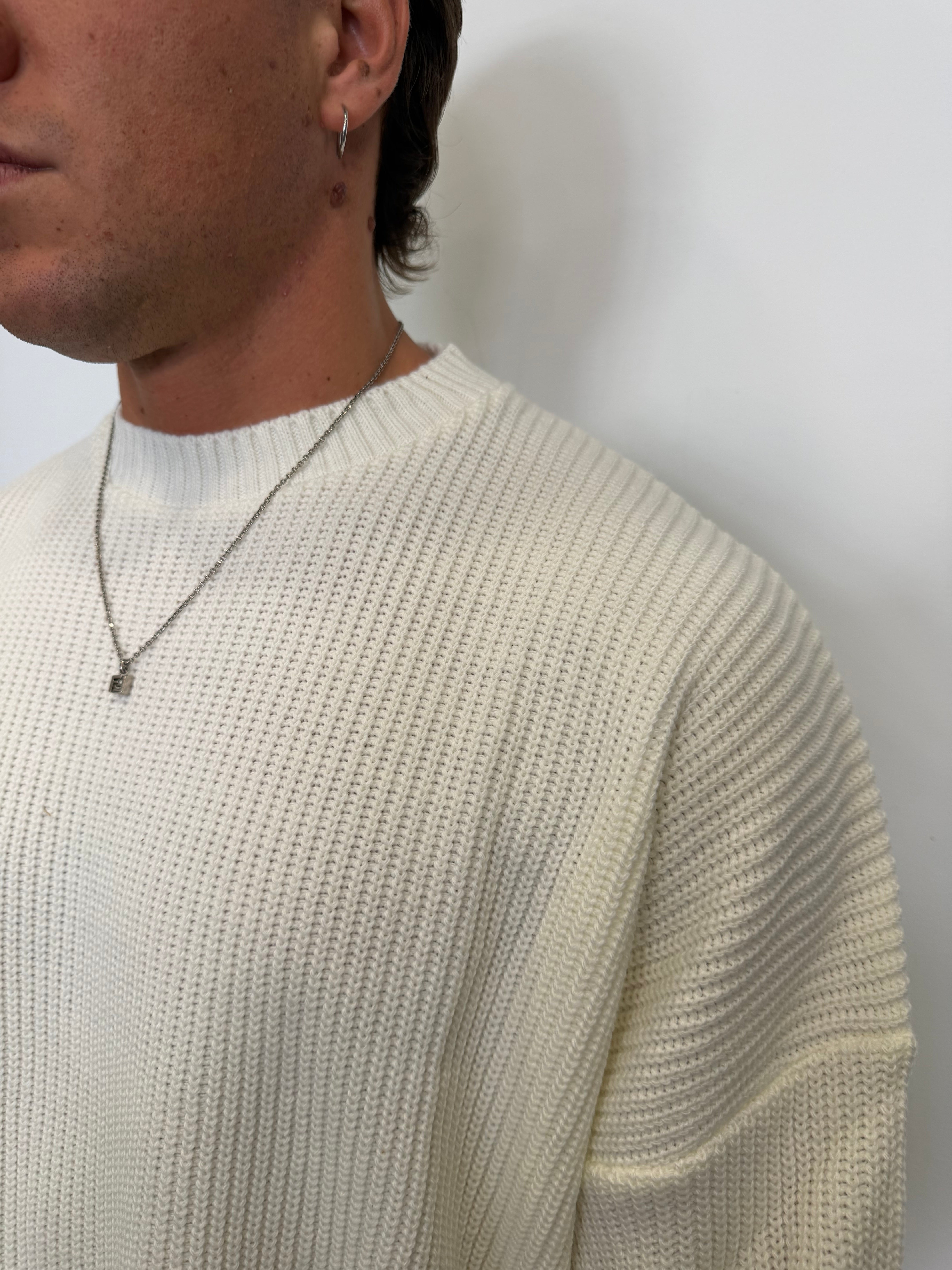 MAGLIONE RYAN CROP AON 001